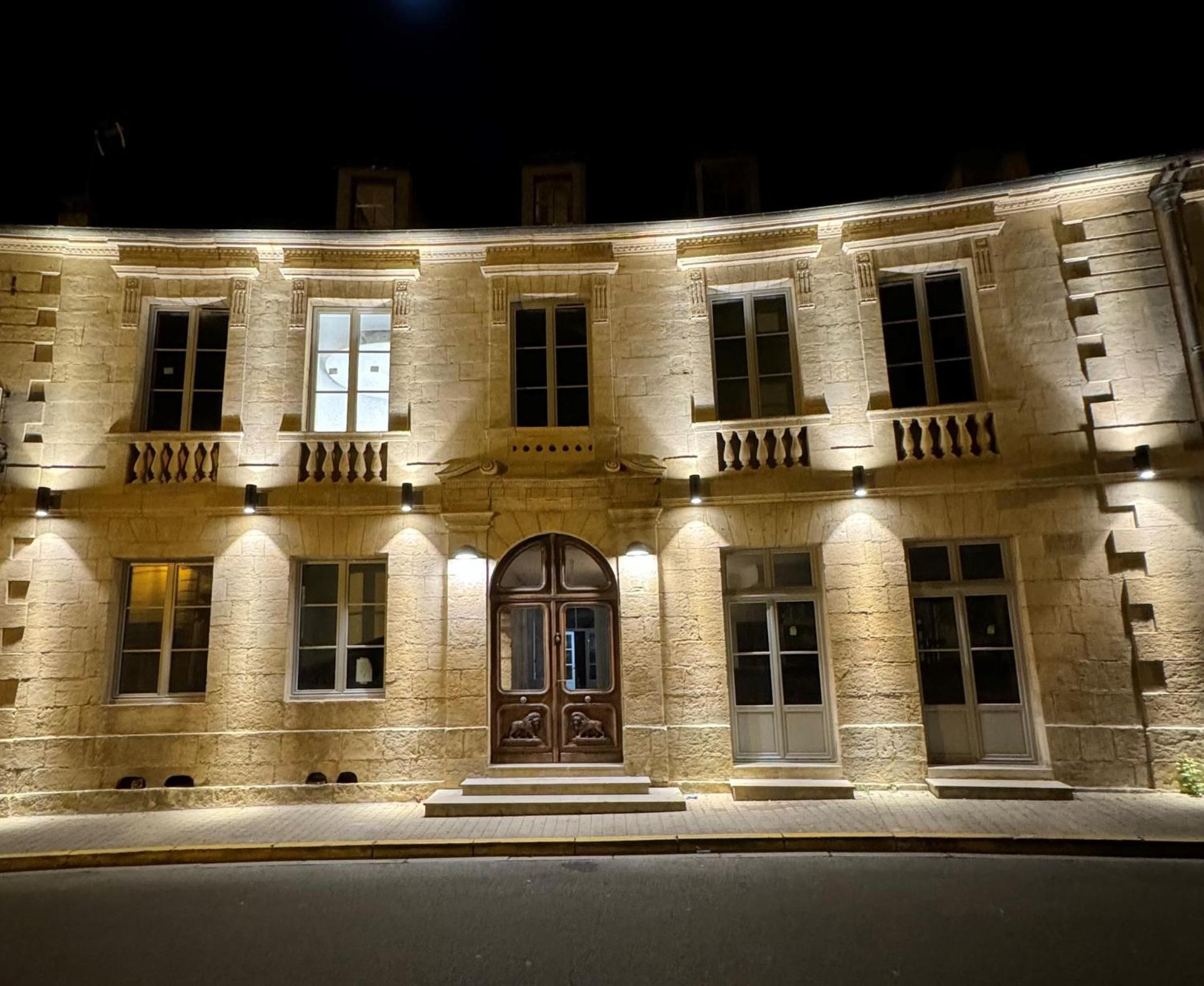 Le Relais De Montignac Hotell Eksteriør bilde