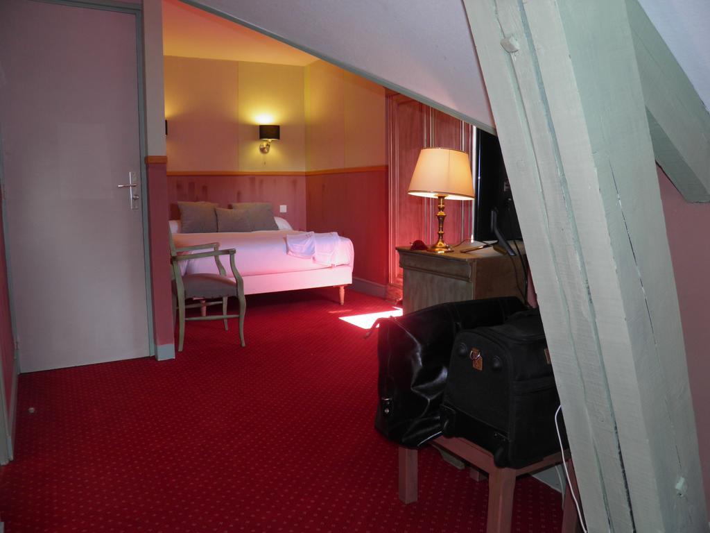 Le Relais De Montignac Hotell Eksteriør bilde