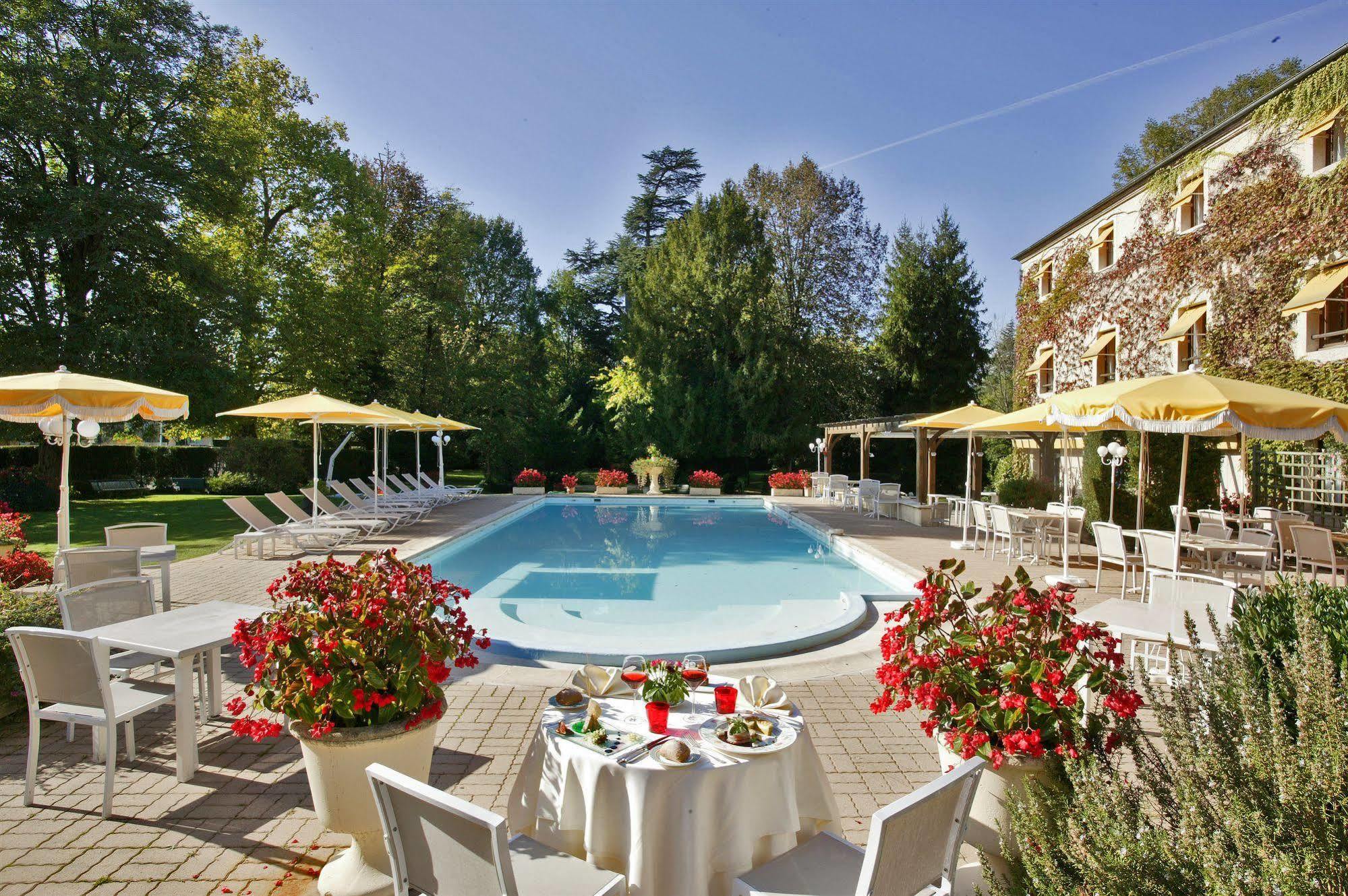 Le Relais De Montignac Hotell Eksteriør bilde